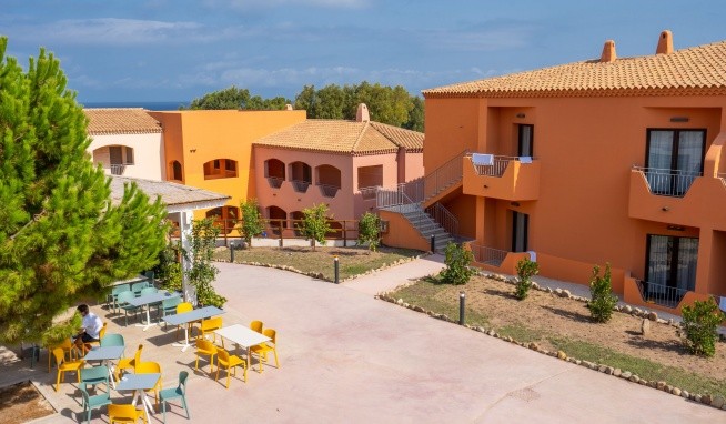 Red Sun Village (Trinità d'Agultu e Vignola) recenze