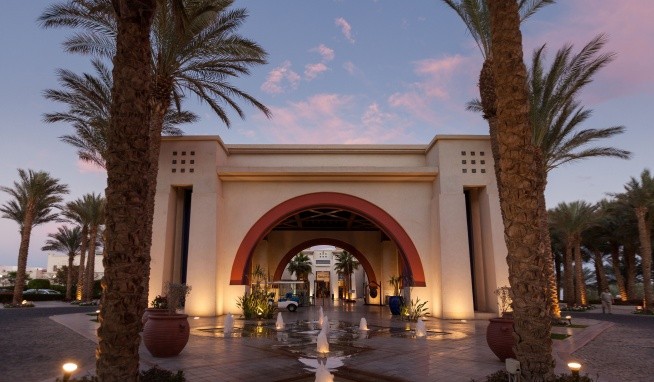 Grand Rotana Resort&Spa recenze