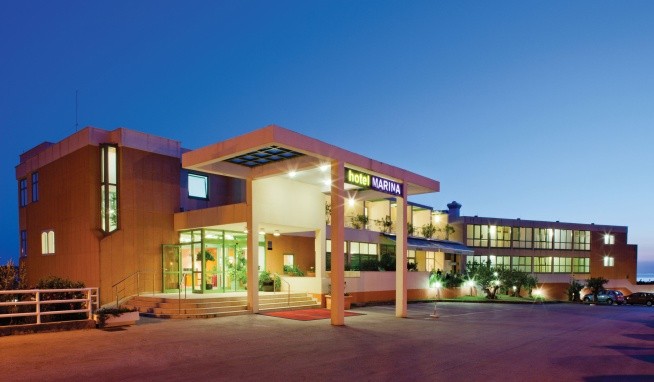 Bluesun Hotel Marina recenze