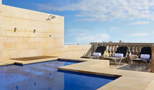 Hotel Astoria recenze