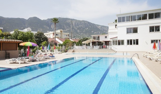 Rose Gardens Holiday Village recenze