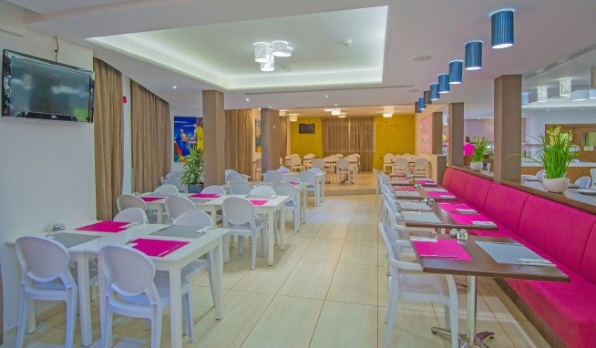 New Famagusta recenze