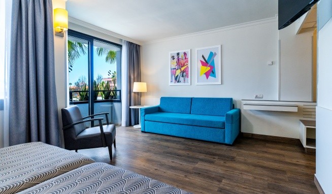 Spring Hotel Bitacora recenzie