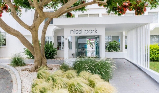 Nissi Park recenzie