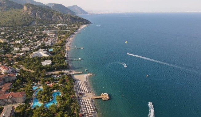 Grand Hotel Derin értékelés