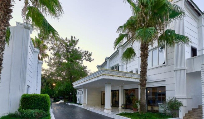 Maya World Golf recenze