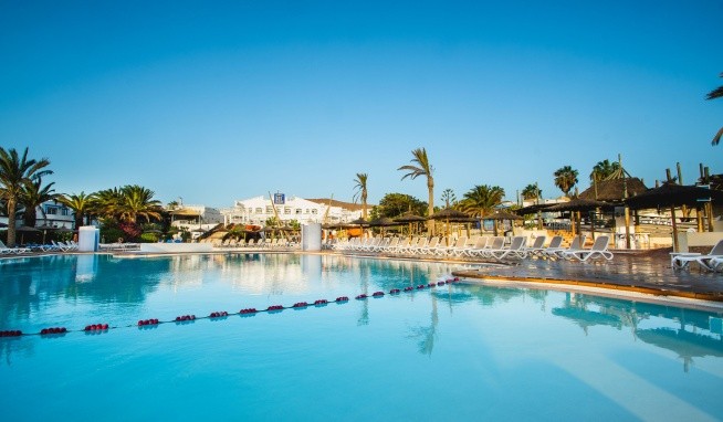 HL Paradise Island értékelés