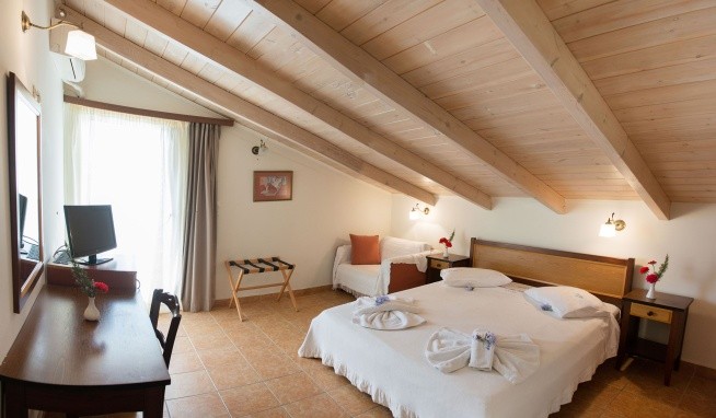 Vassiliki Bay recenzie