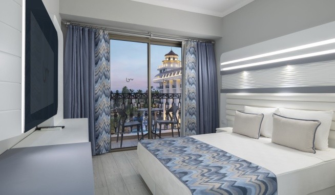 Blue Marlin Deluxe Spa & Resort recenze