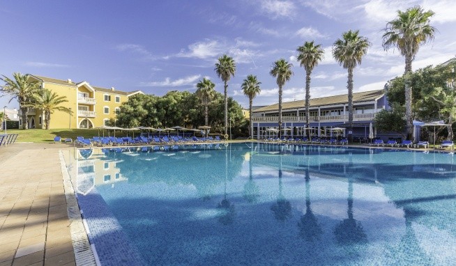 Vacances Menorca Resort recenzie