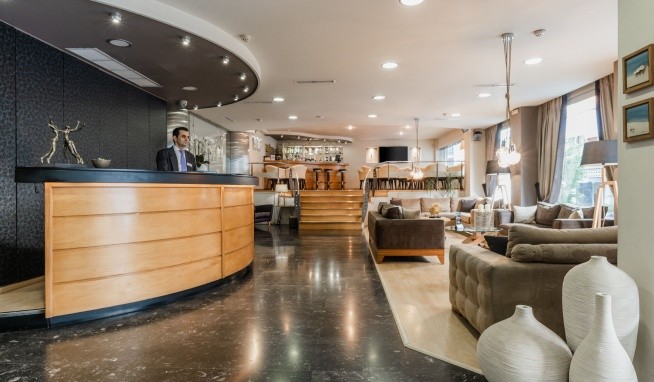 Acropolis Select opinie