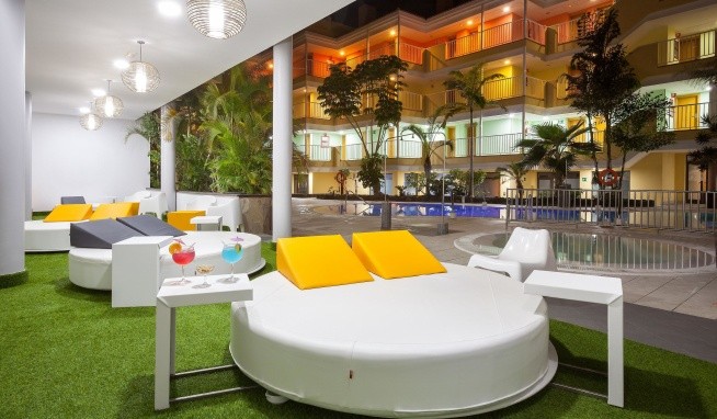 Costa Caleta recenzie