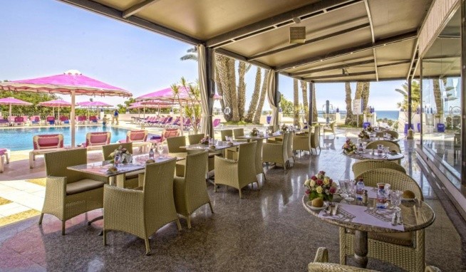 Royal Mirage recenze