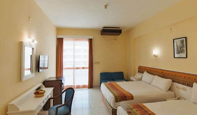 Empire Hotel (ex. Triton Empire) recenzie