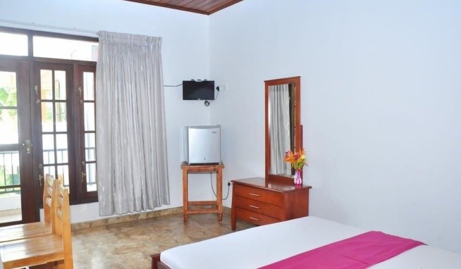 Green Shadows Beach (Kalutara) recenze