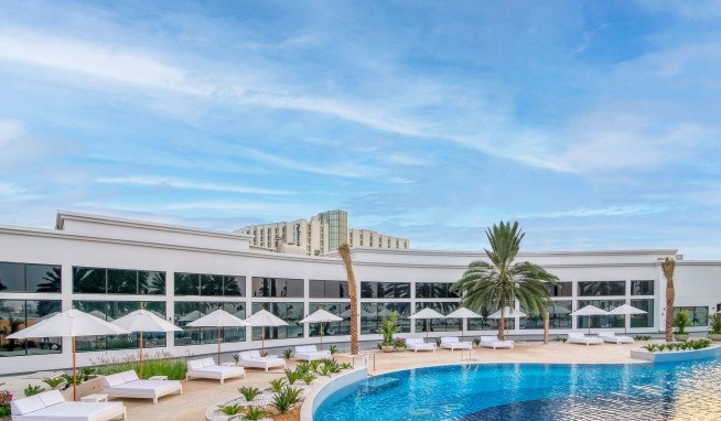 Radisson Blu Hotel & Resort, Abu Dhabi Corniche recenzie