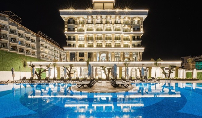 Serenity Queen recenzie