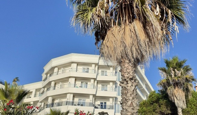 Meli Holidays recenzie