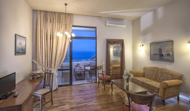 Athina Palace recenze