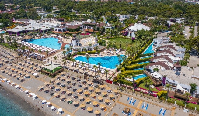 Emelda Sun Club opinie