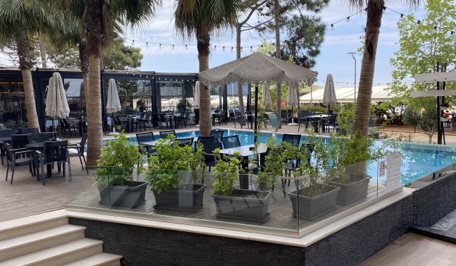 Albanian Star recenze