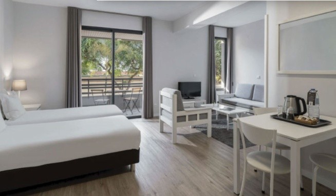 Vitoria Apartamentos by Petit Hotels recenzie