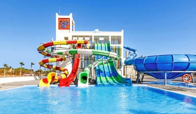 Riu Funana recenze