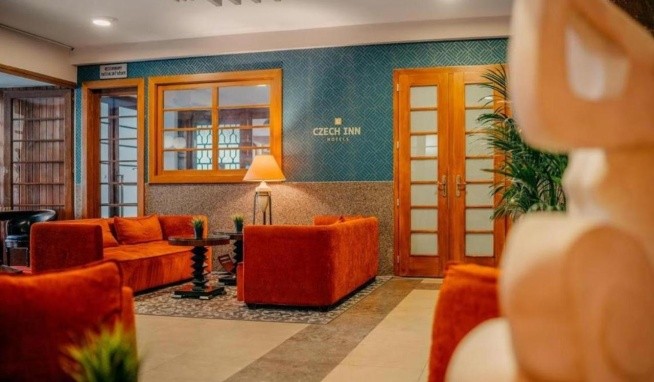 Metropolitan Old Town recenze