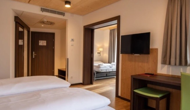 Educare (Treffen am Ossiacher See) recenze