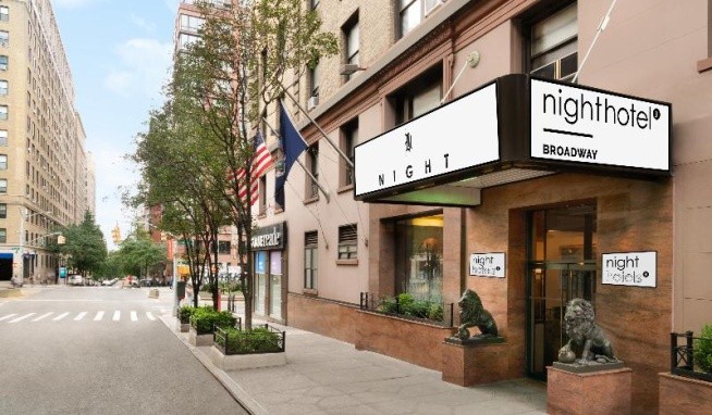 Night Hotel Broadway opinie