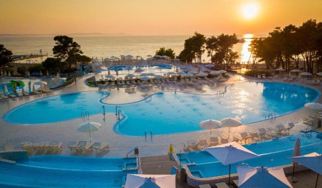 Zaton Holiday Resort 4 Star Apartments recenze