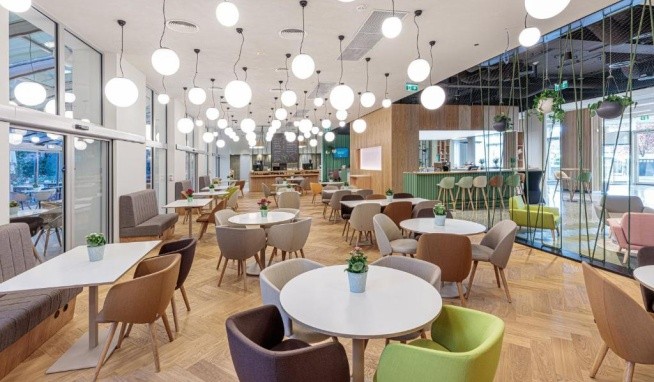 Holiday Inn Prag Congress Centre opinie