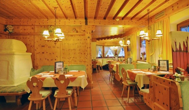 Berghotel Kitzbuhler Alpen (Oberndorf in Tirol) recenzie