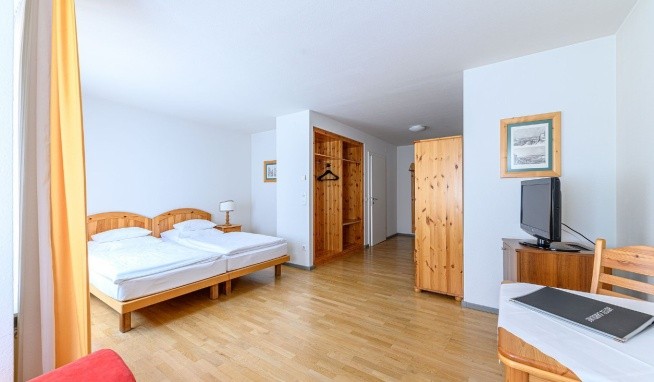 Caroline értékelés