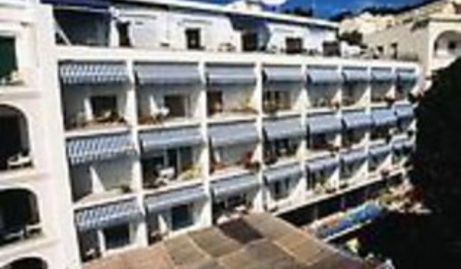 Hotel Regina Cristina Capri recenzie