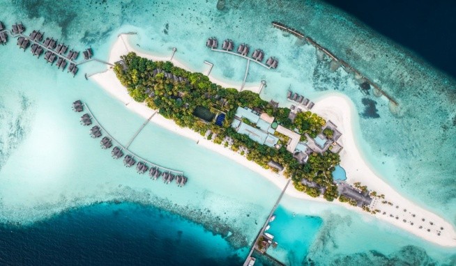 Veligandu Island Resort & Spa (Rasdhu Atoll) recenze