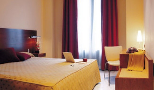 Serhs Carlit recenze