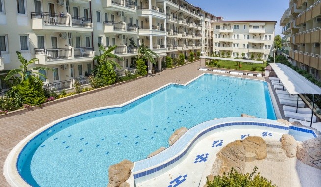 Club Hotel Belpinar opinie