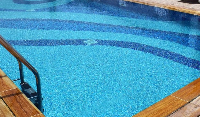 Signature Al Barsha recenze