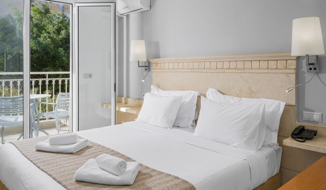 Glaros Beach II recenzie