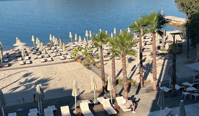 Morina Beach opinie