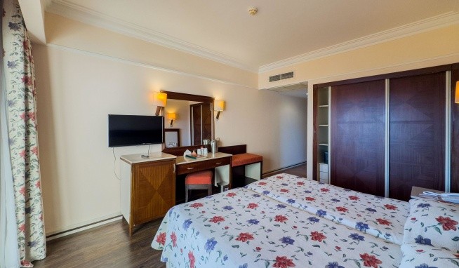 Melas Holiday Village recenze