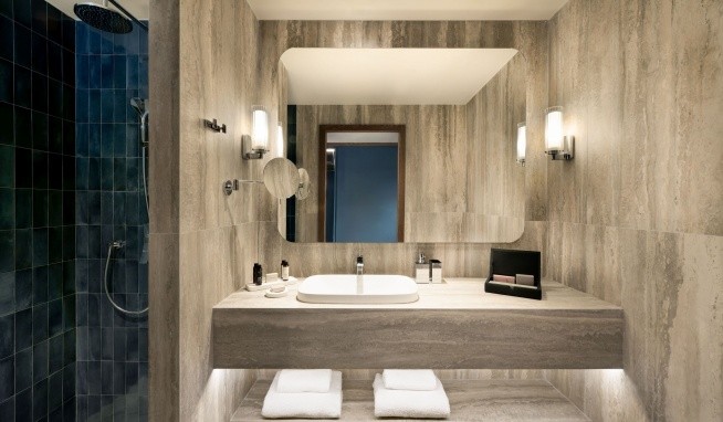 Mitsis NU Piraeus Port értékelés