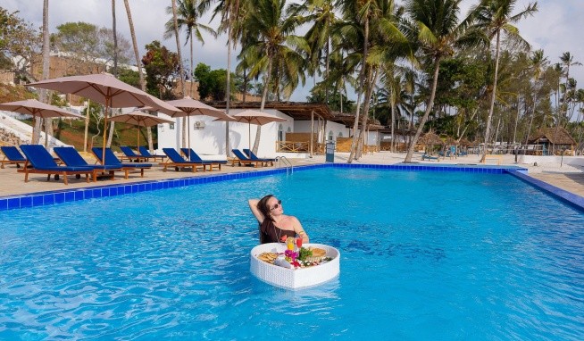 Royal Mandarin Hotel & Resort ( ex Coral Reef) recenzie