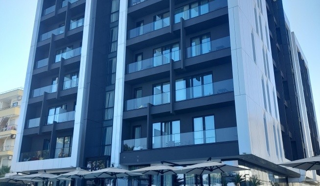 Supreme and SPA recenze