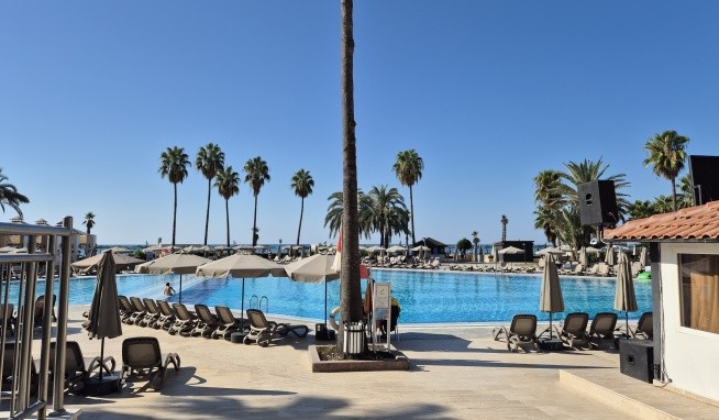 Adora Hotel & Resort recenze