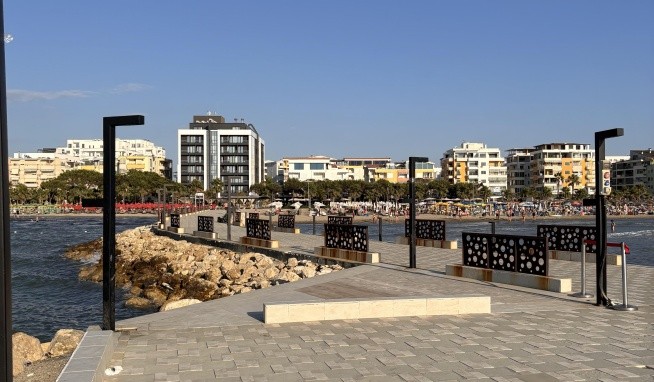 Supreme and SPA recenze