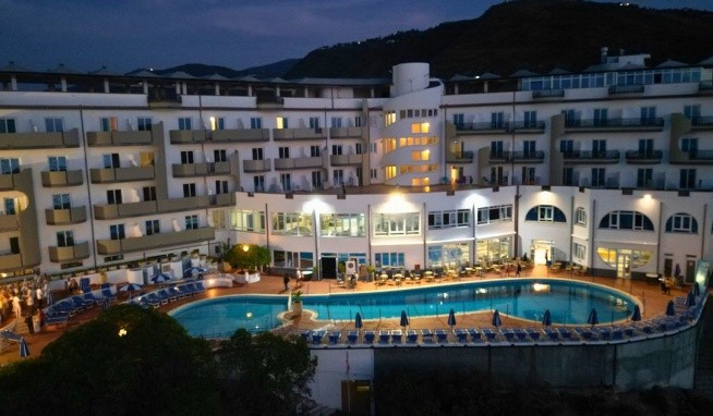 Carlton Riviera recenze