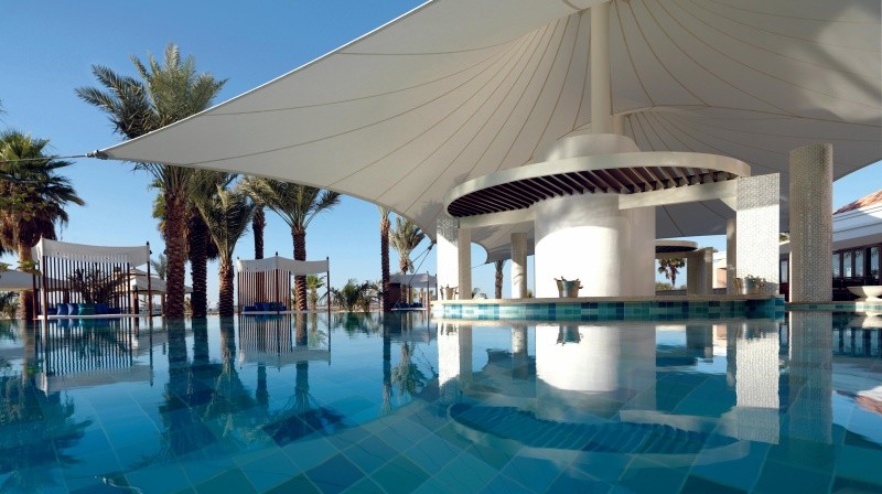 Hotel Ritz Carlton Spojene Arabske Emiraty Dubai 30 795 Kc Invia