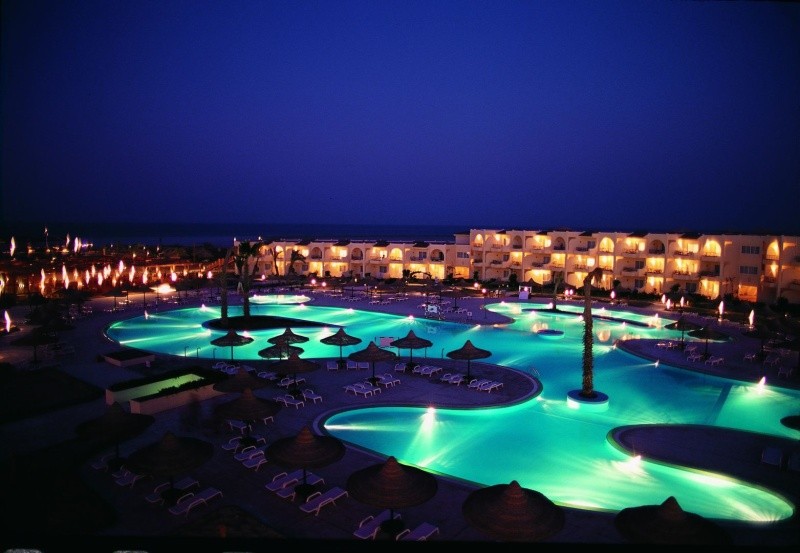 Club Azur, 4*